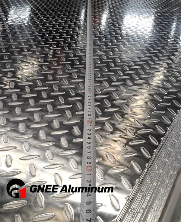 6061-T6 Aluminum Diamond Tread Plate